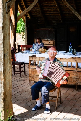 A bit of traditional music to accompany our lunch in the barn at Eugen's house in the village of Alțâna.